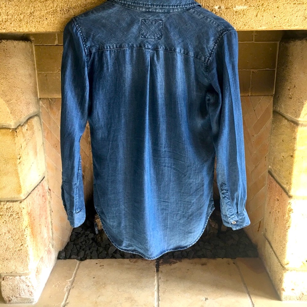 Rails Carter Chambray Shirt - Picture 4 of 8